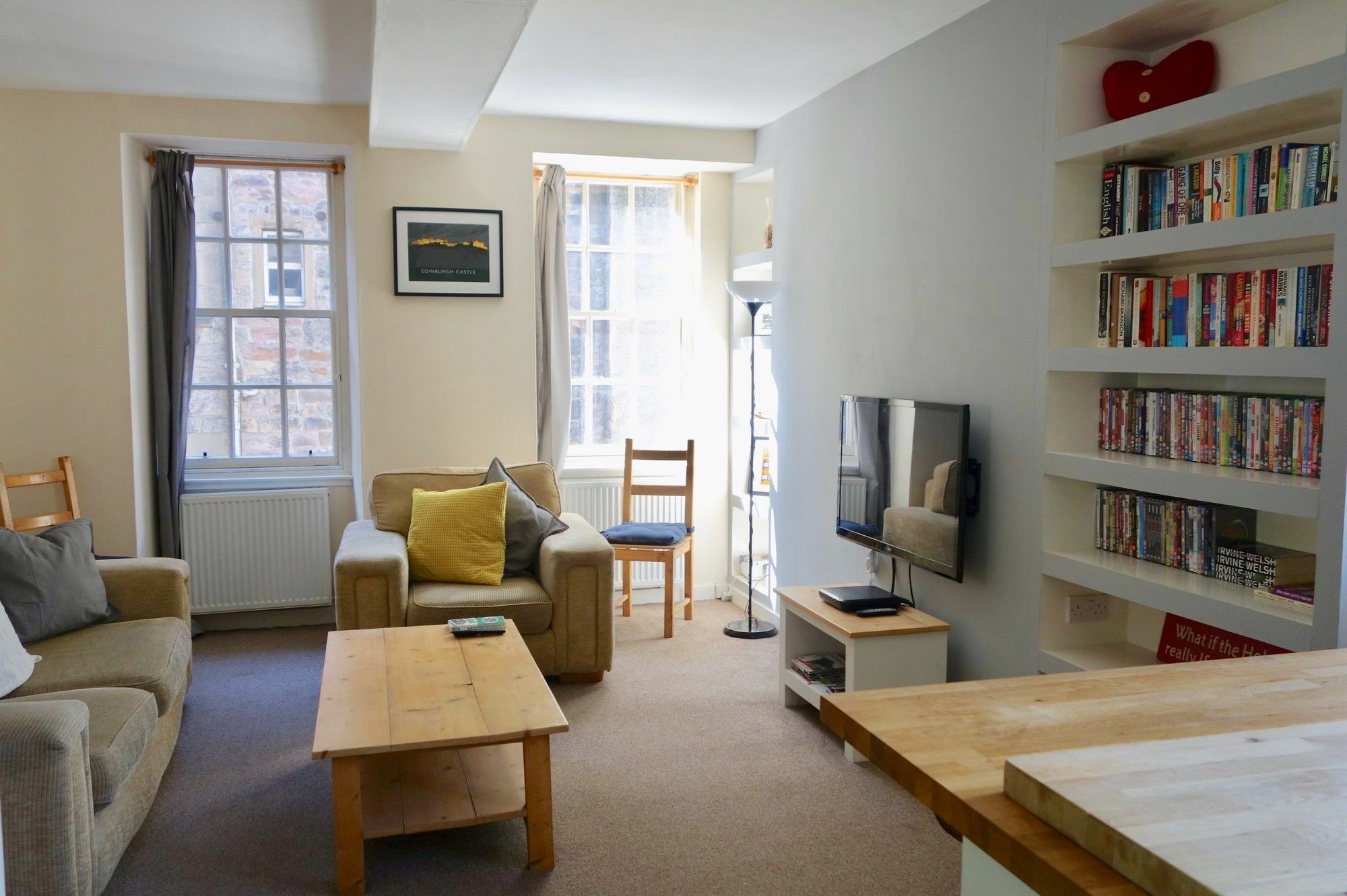 1 Bedroom Near Castle Sleeps 2 * Edinburgh