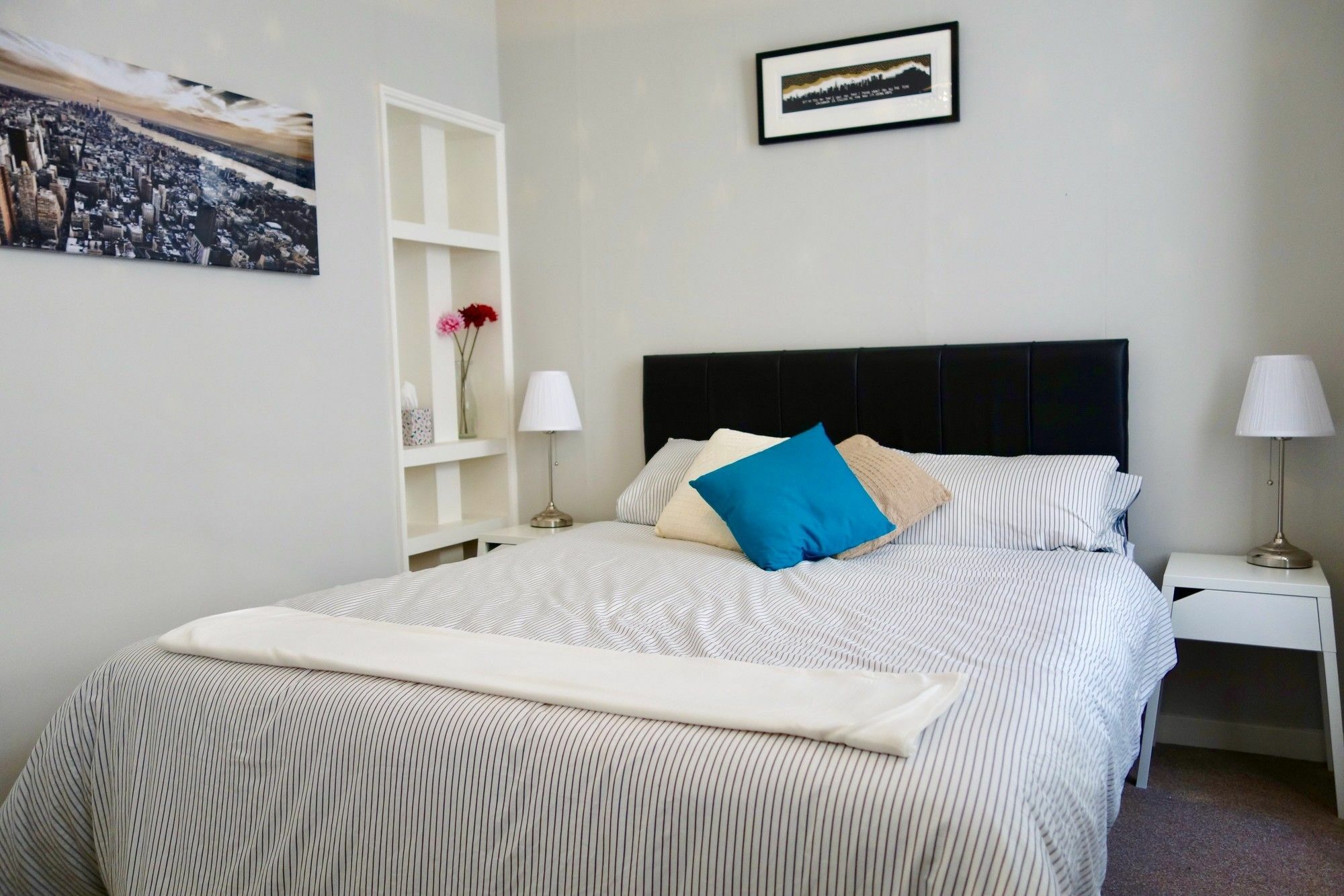 1 Bedroom Near Castle Sleeps 2 *
