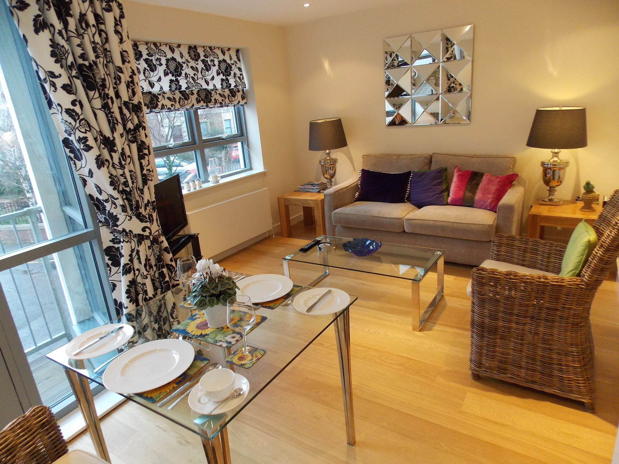 Violet Bank New Town Apartment *