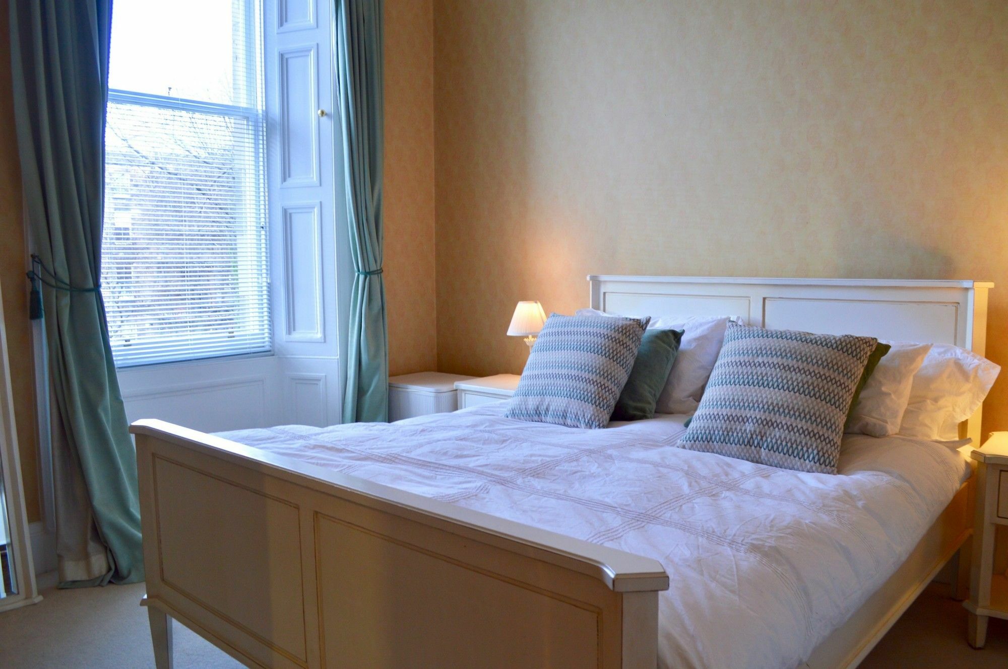 Georgian Flat In The West End