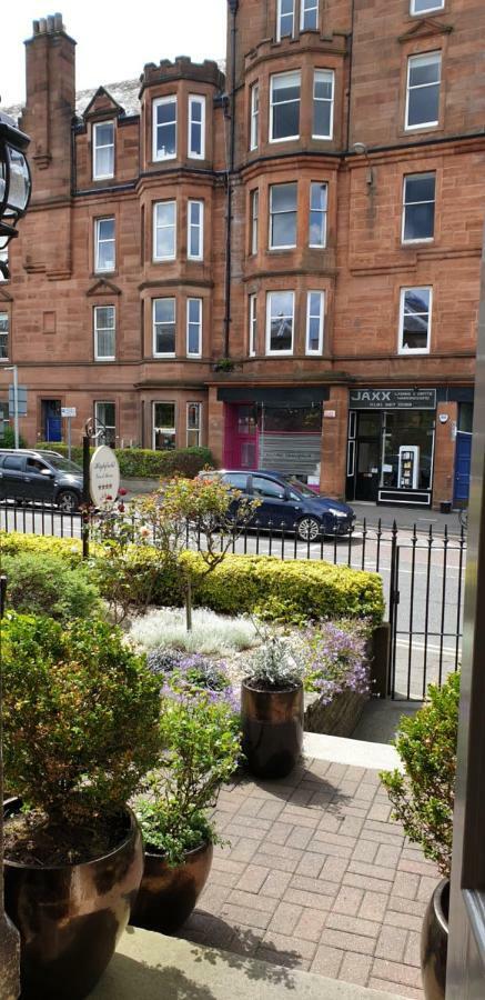 Highfield 4* Edinburgh