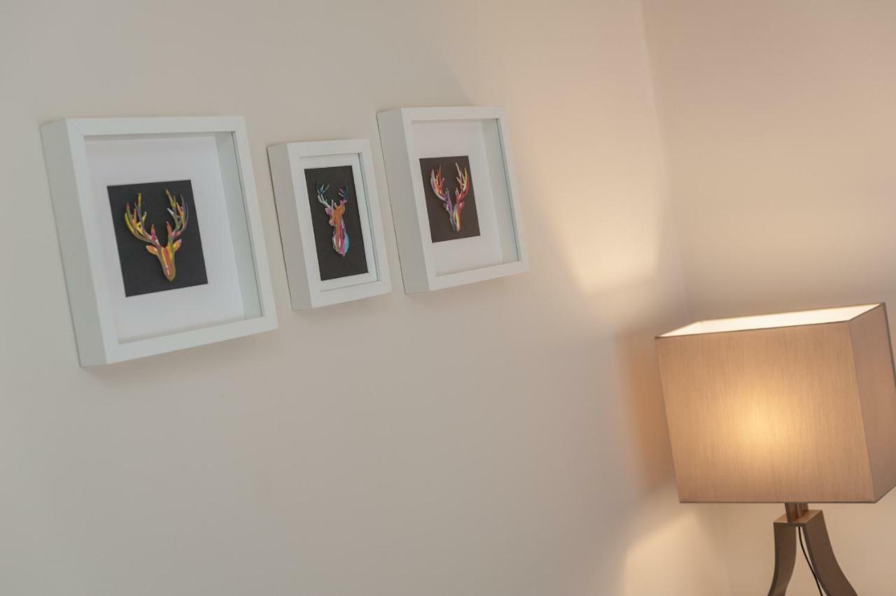 Royal Mile 2 Bedroom Next To The Castle Apartment *