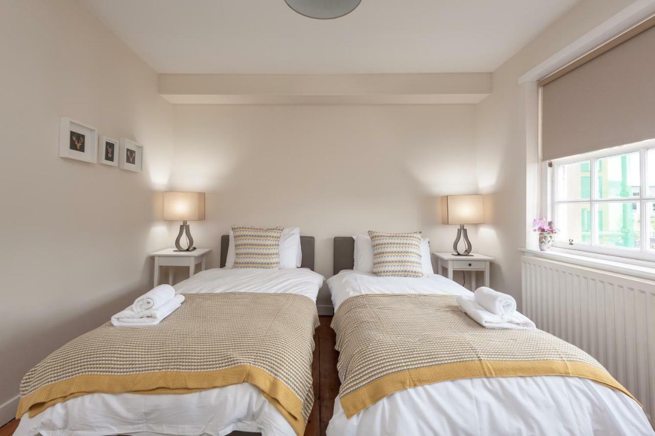 Royal Mile 2 Bedroom Next To The Castle *