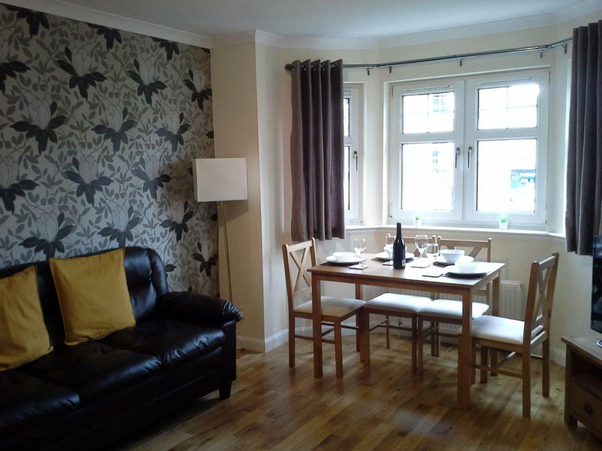 Modern Leith Apartment. Apartment *