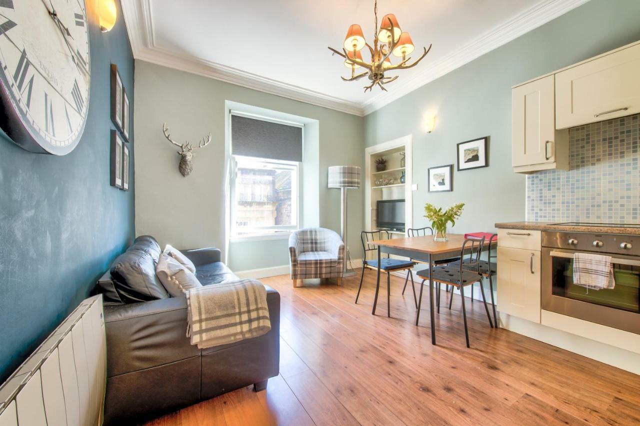 3/3 Gayfield Street * Edinburgh
