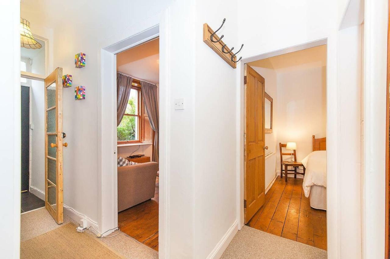 5 Mins To Princes Street - Main Door - Private Garden - New Edinburgh