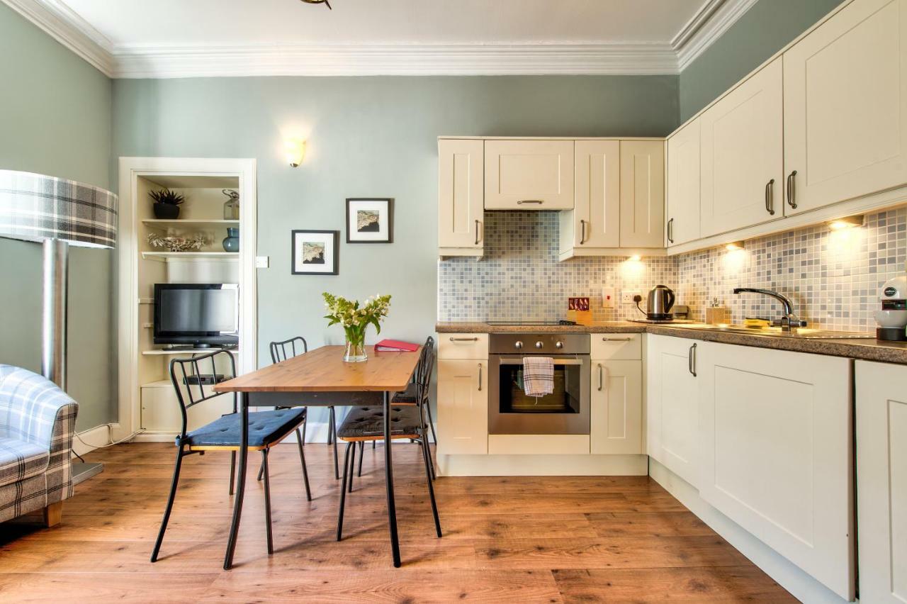 3/3 Gayfield Street * Edinburgh