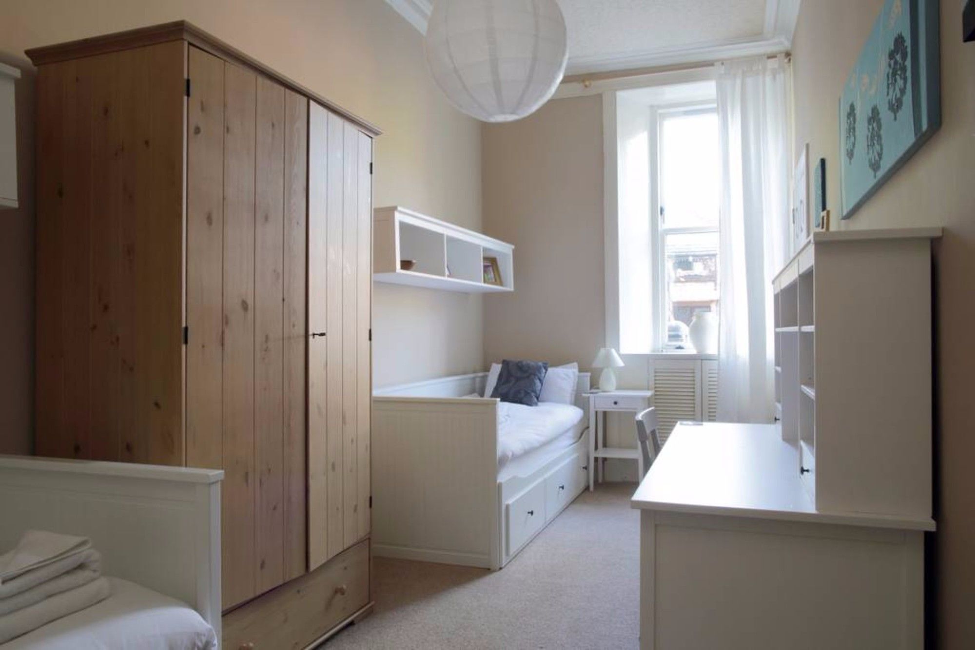Apartment 2 Bedroom With Free Parking *