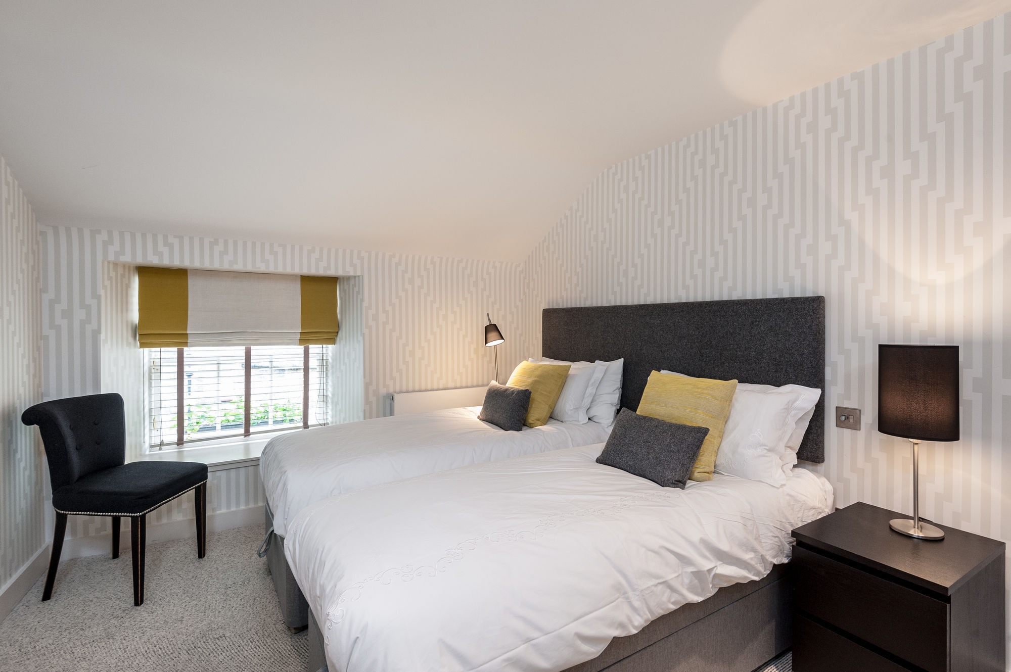 Atholl Apartment *
