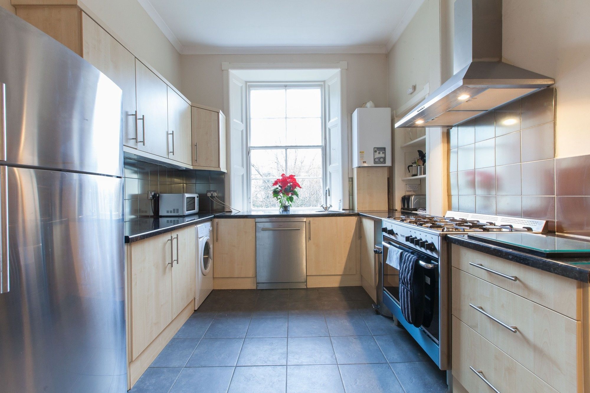 2 Bedroom * Edinburgh