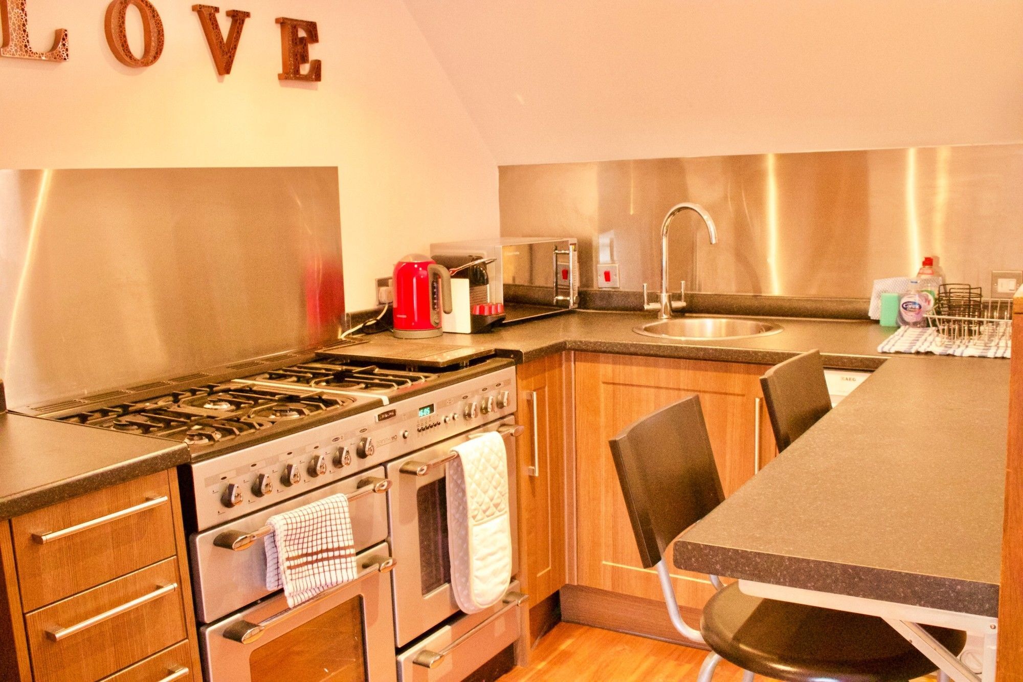 1 Bedroom In EDI