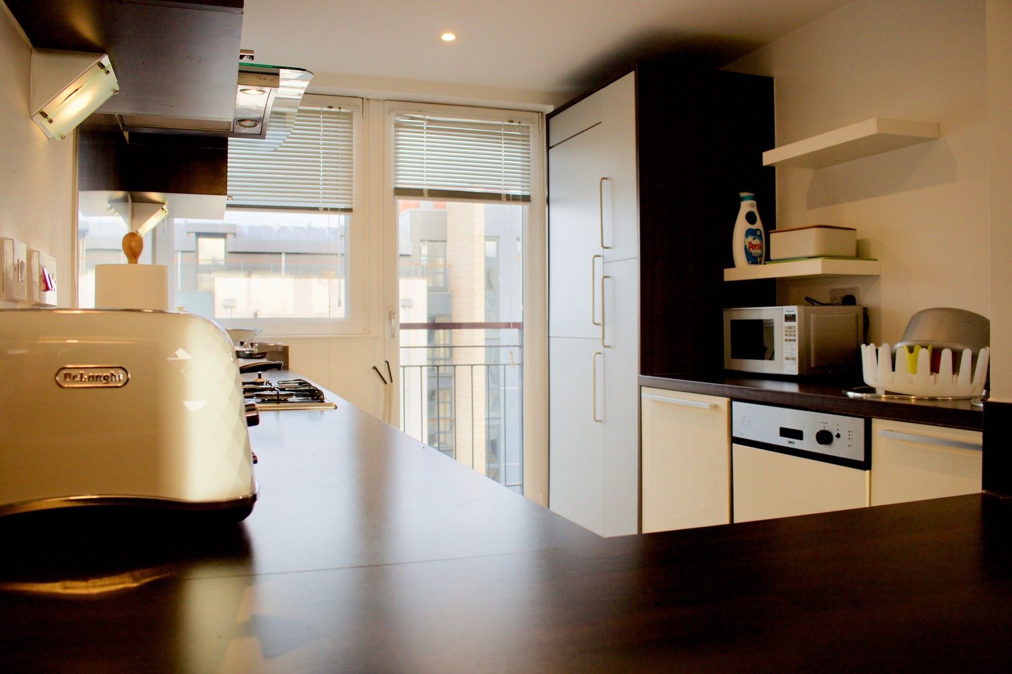 Apartment 2 Bedroom With Free Parking
