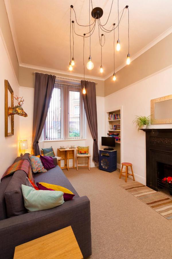 Parkside, Holyrood Park Apartment *