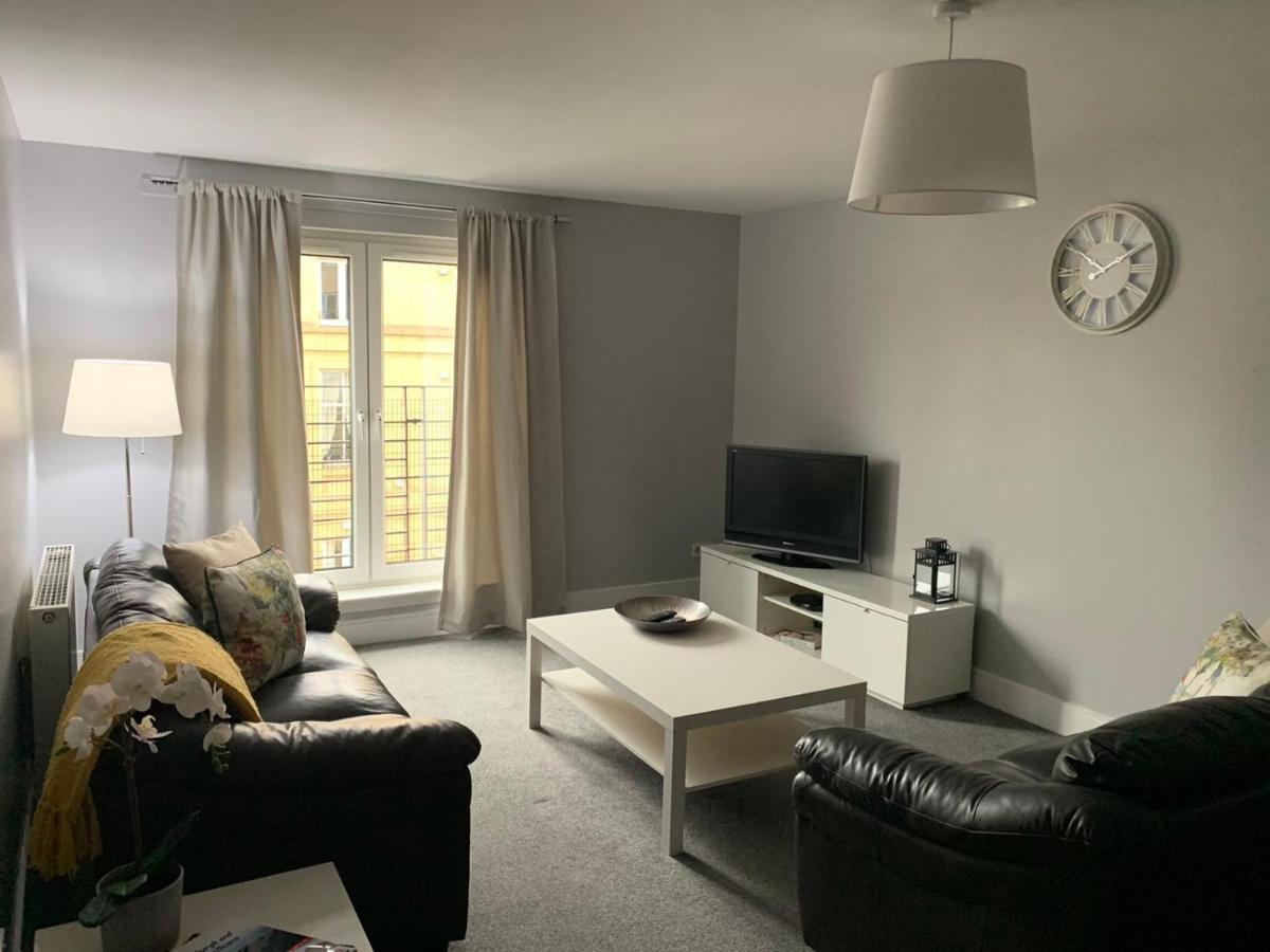 Apartment Playhouse EDI