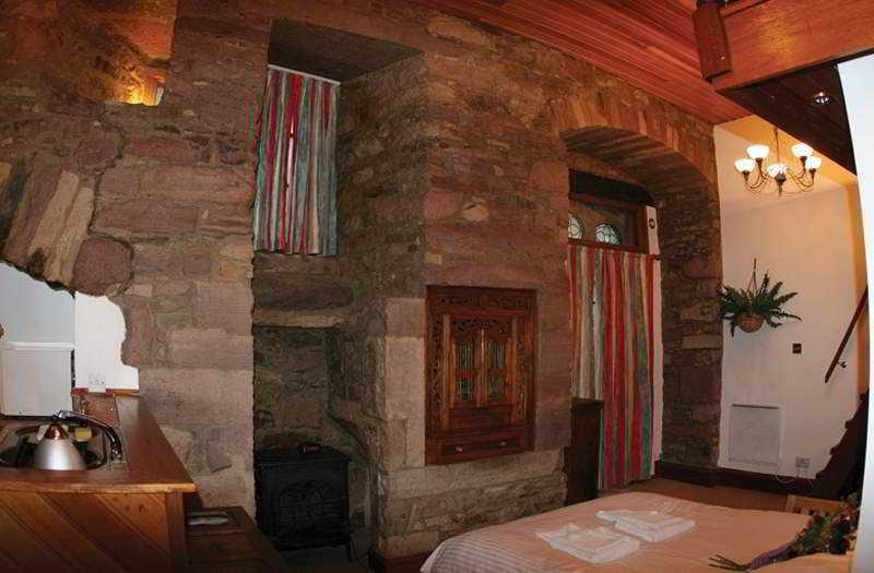 Hotel Court Edinburgh
