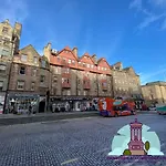 Royal Mile Romance By Edinburgh Heritage Collection