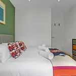 Cheerful Stays - Westend Cottage