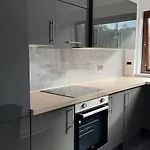 Entire Apartment In Edinburgh City Center