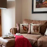 Charming Grassmarket 1 Bed Castle Pad