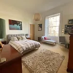 Georgian 4 Bedroom 3 Bathroom New Town Apartment