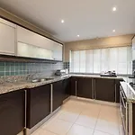 Central Penthouse With Nice View