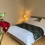 Bright 2 Bed In Bruntsfield - City Centre
