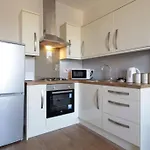 Modern City Centre Apartment In Central Hub