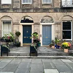 Georgian 4 Bedroom 3 Bathroom New Town Apartment