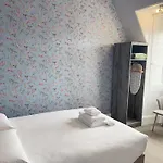 Alexander Guest House