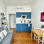 Cosy Flat In Front Of Castle