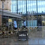 Elegant 2Br Apartment In Prestigious Quartermile