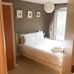 Pilrig Heights 2 Bedroom Apartment - Edinburgh