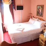 Twin Lions Hotel