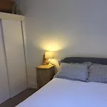Library Apartment Edinburgh