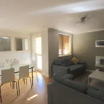 Riverside Apartments By Edinburgh City Apartments