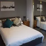 Two Bedroom Apartment Near Haymarket