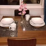 Two Bedroom Apartment Near Haymarket