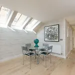 Atholl Apartments