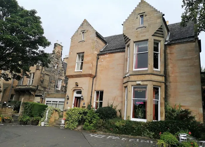 Cumberland Hotel