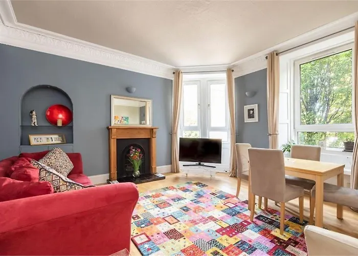 Jamie\'S Apartment In Edinburgh