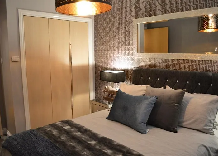 Luxury Boutique Apartment, Free Parking & Gym