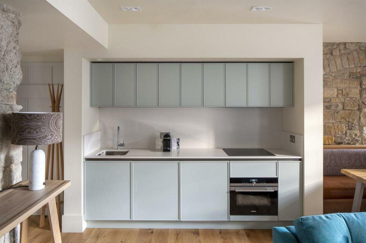 Aparthotel Cheval Abbey Apartments, At Holyrood Edinburgh
