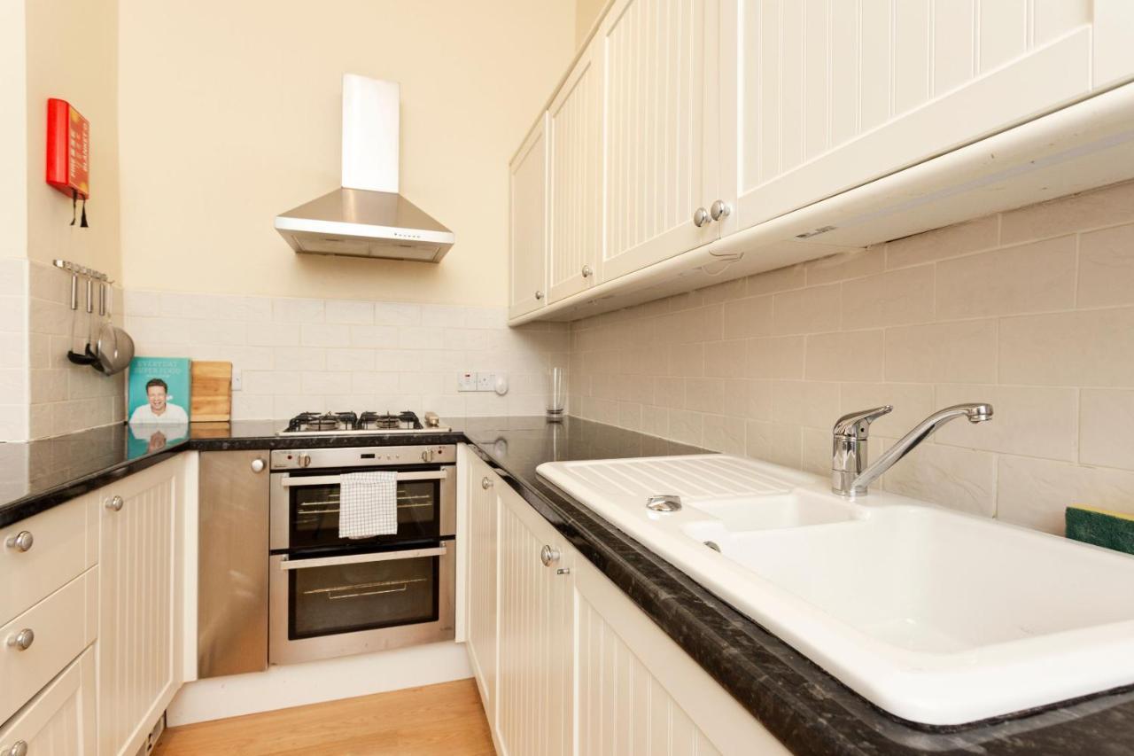 1 Bedroom Overlooking Park Apartment