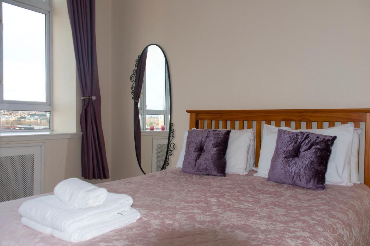 Block 2 Flat 17 Westfield Court *