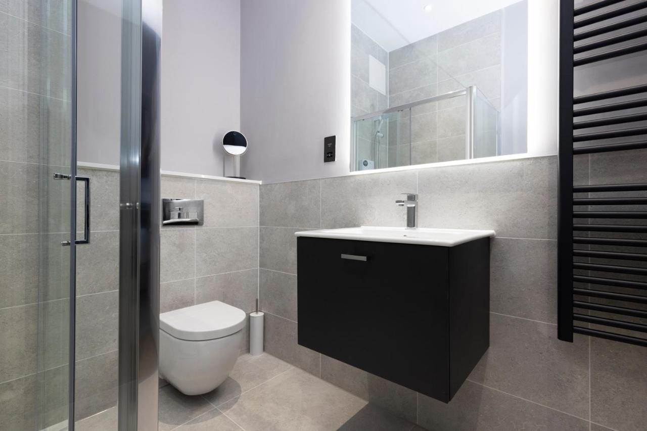 Apartment Joivy Modern Studio In New Town, On Historic George Street *