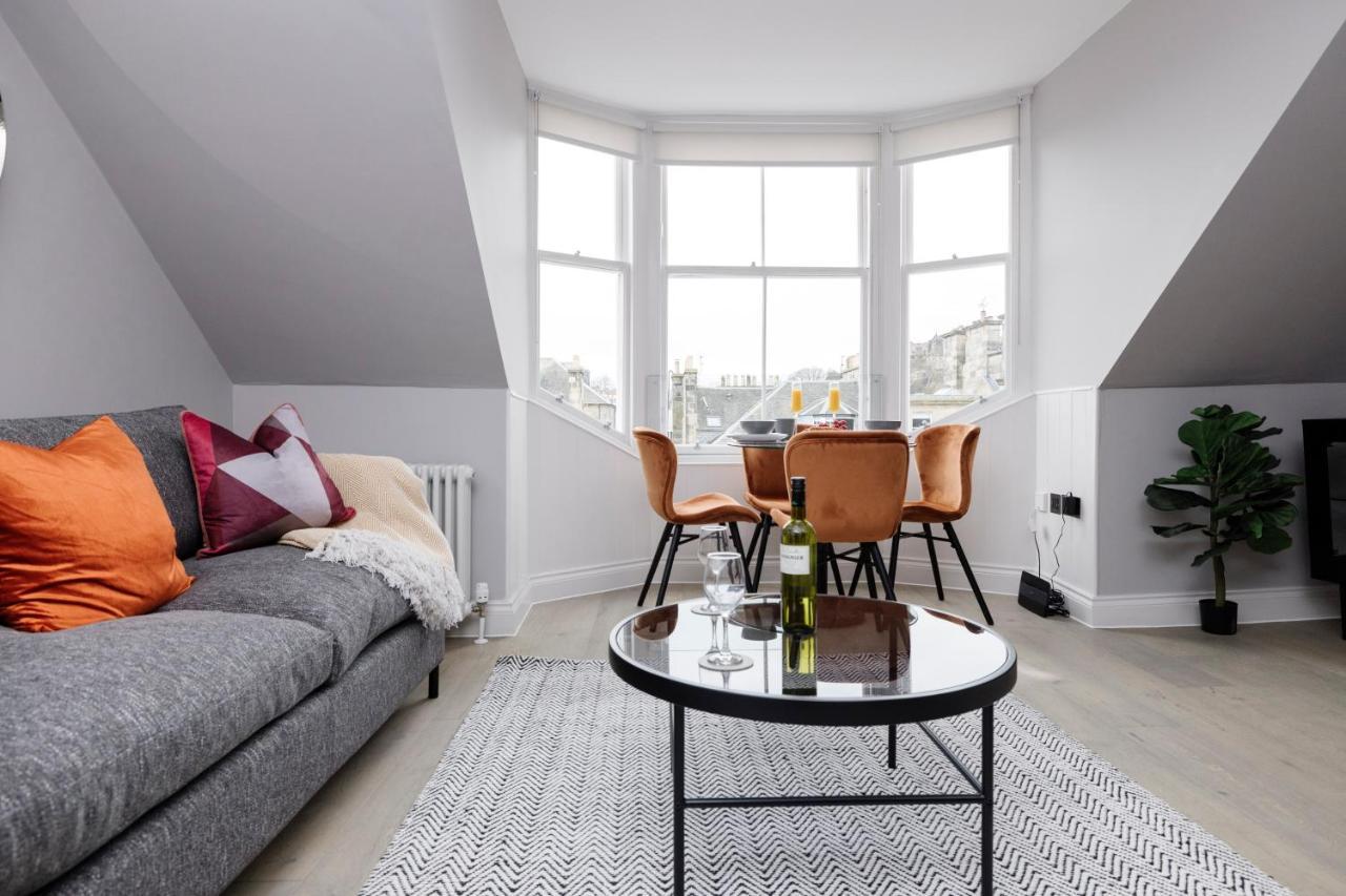 Altido Gorgeous Flat Overlooking Castle * Edinburgh