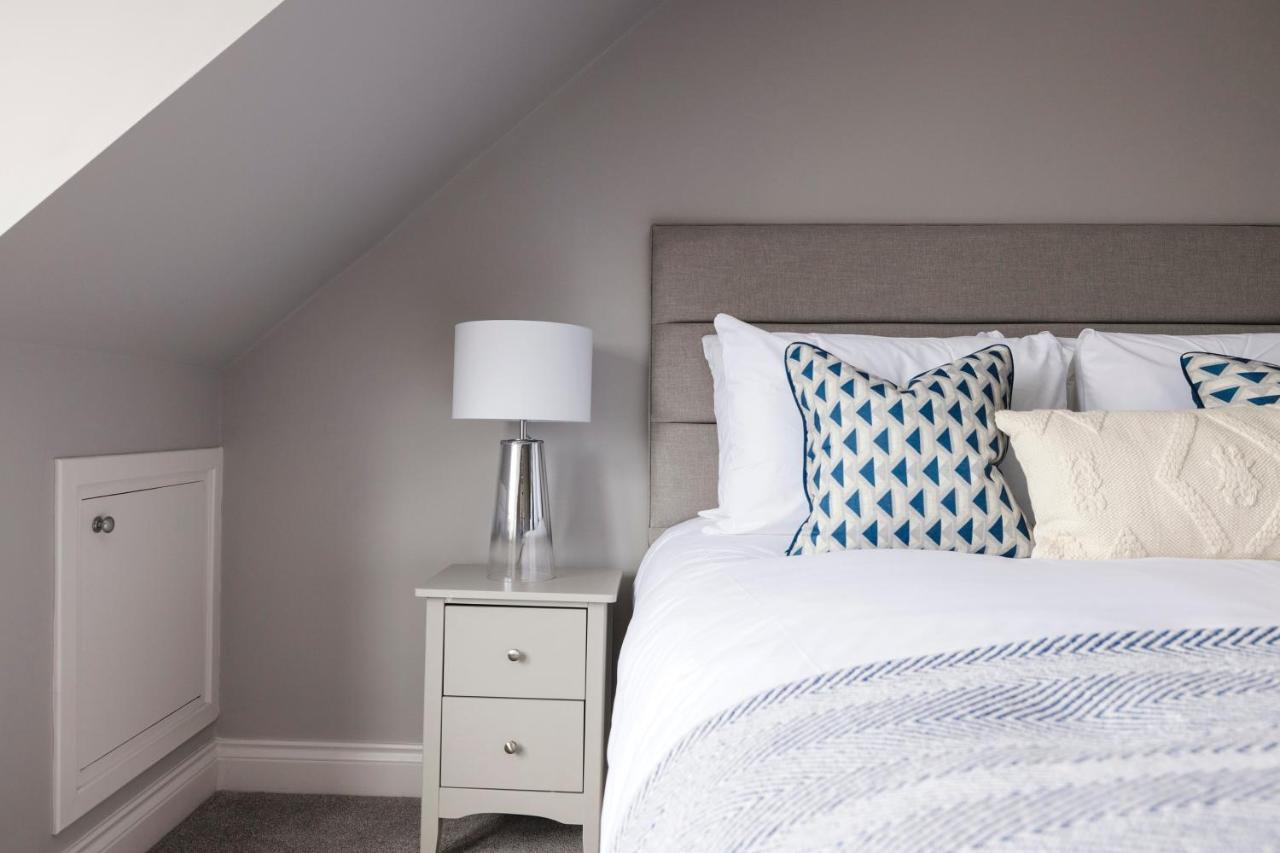Altido Gorgeous Flat Overlooking Castle Apartment Edinburgh