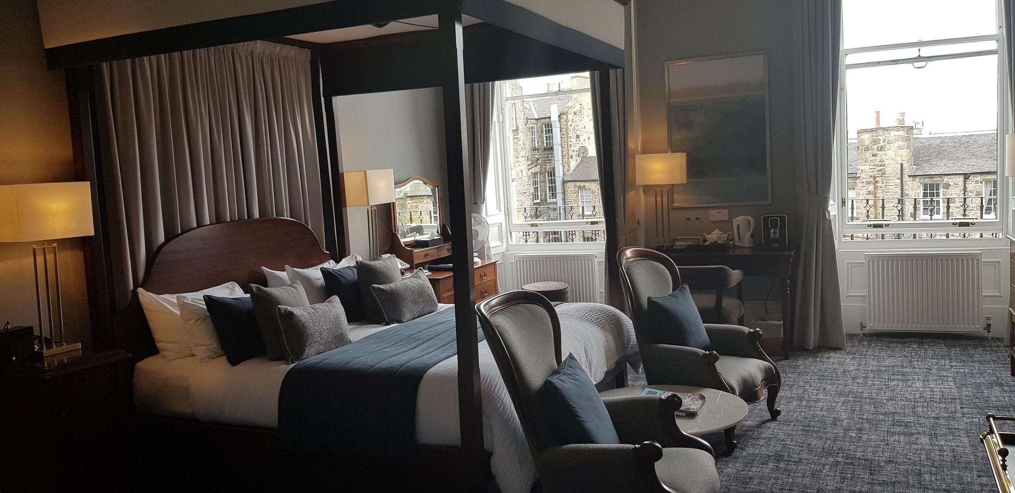 Royal Scots Club 3* Edinburgh