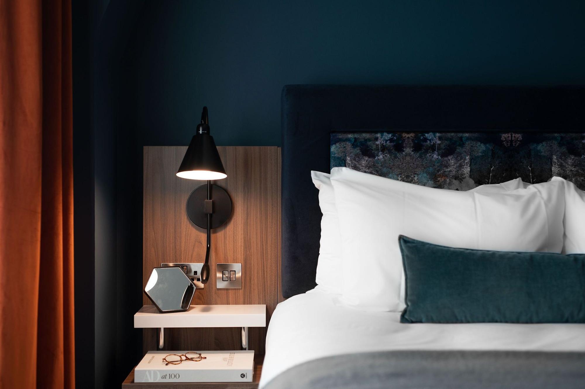 Heeton Concept Queen Street 4* Edinburgh