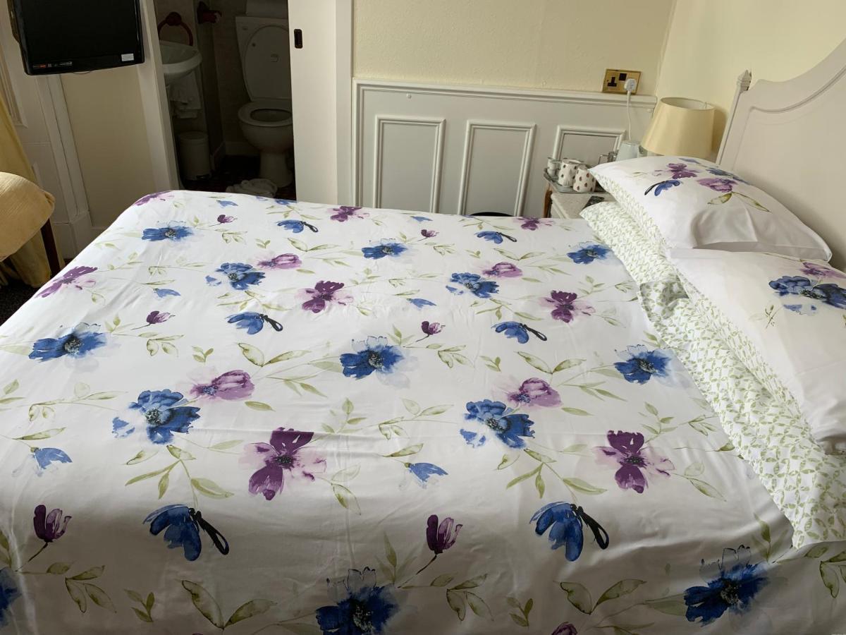 Dorstan House 3*